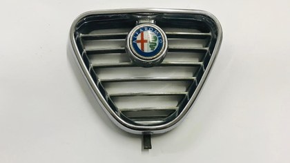 Center Grill Alfa Romeo Alfetta
