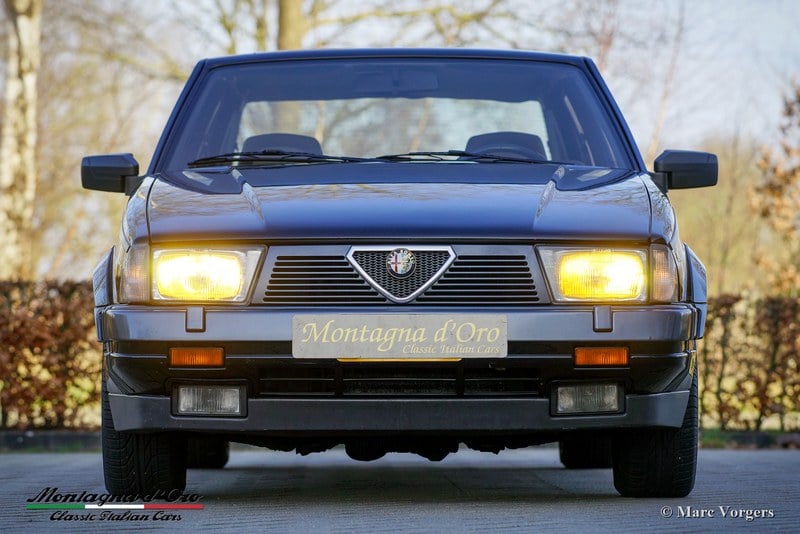 1986 Alfa Romeo 75