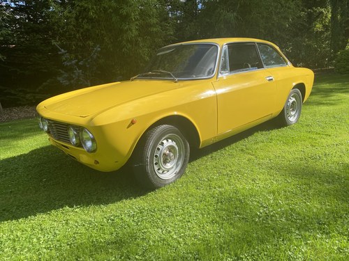 1974 Alfa Romeo 2000 GTV For Sale