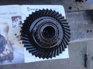 Crown wheel and pinion for Alfa Romeo Montreal For Sale (picture 1 of 5)