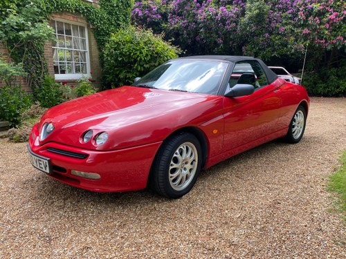 1998 916 Red Alfa Romeo 2.0 Twin Spark Spider Convertible For Sale