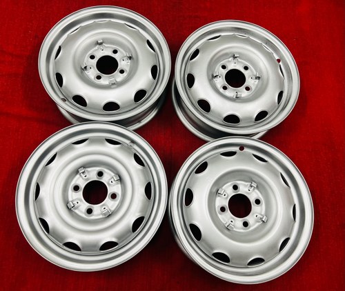 4 wheels Alfa Romeo Giulietta Giulia Sprint Spider In vendita