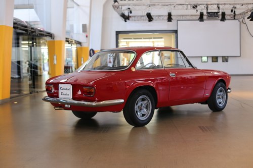 1969 Series 1 Alfa Romeo 1750 GTV Tipo 105.4 RARE sliding roof VENDUTO