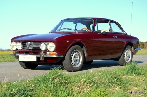 Alfa Romeo GTV 2000 - 1975 SOLD