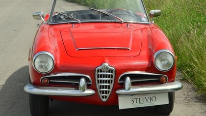 Alfa Romeo Giulia Spider - 1965