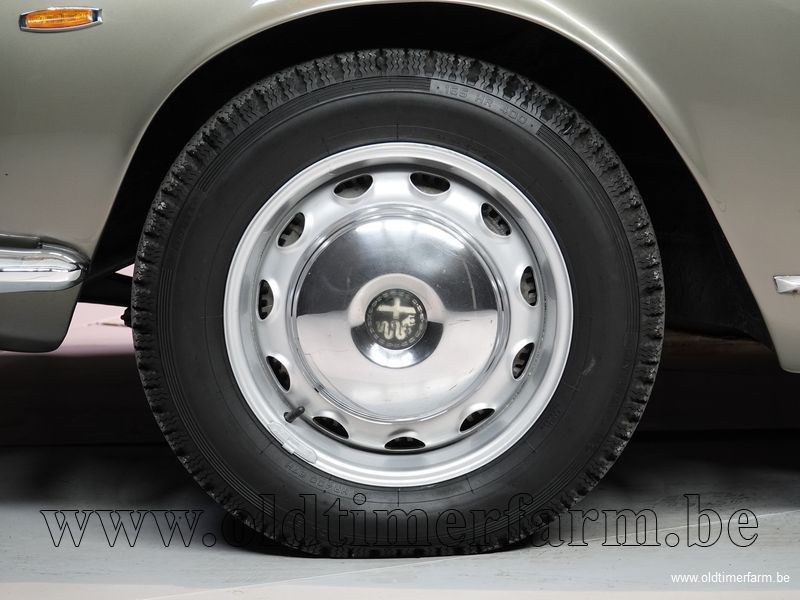 1961 Alfa Romeo 2000 - 4