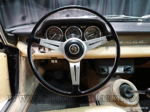 1961 Alfa Romeo 2000 - 8