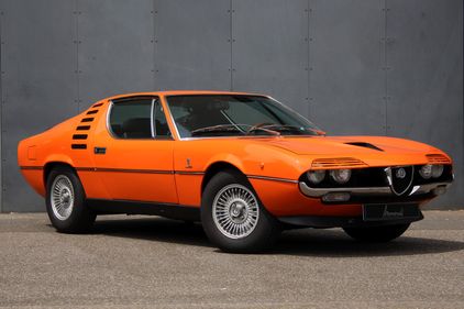 Picture of Alfa Romeo Montreal LHD