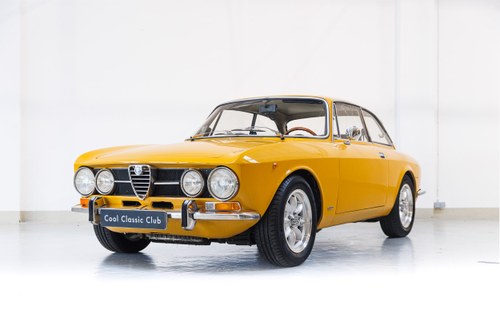 1971 Alfa Romeo 1750 GTV For Sale