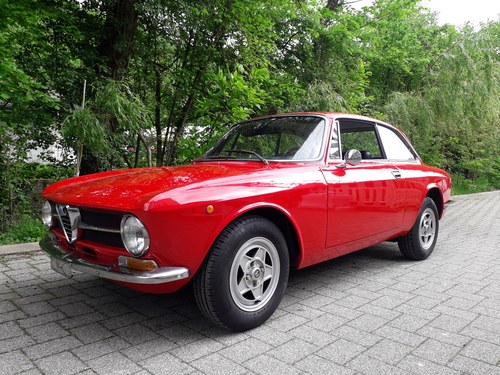 1972 beautiful Bertone GTJ, alloy rims, historic cars SOLD