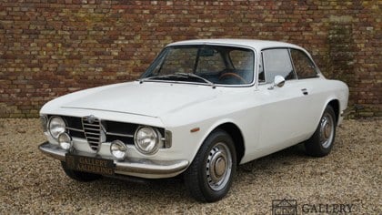 Alfa Romeo GT 1300 Junior Stepnose Lovely condition, Great d