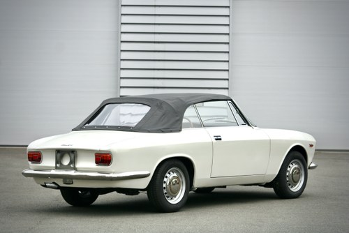 1965 Alfa Romeo Giulia - 6