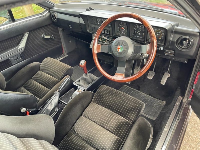 1983 Alfa Romeo GTV 2000 - 7