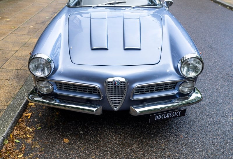 1960 Alfa Romeo 2000 - 7