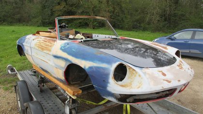 Alfa Romeo Duetto Roundtail Spider Project & Parts