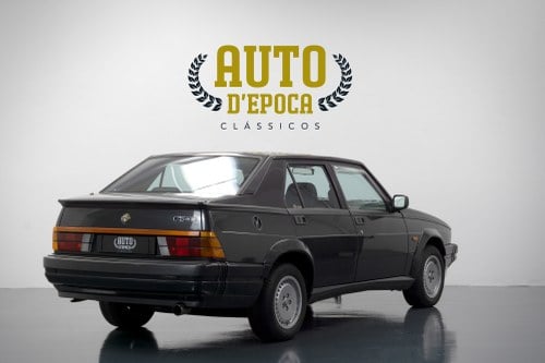 1987 Alfa Romeo 75 - 2