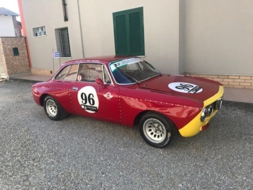 1969 Alfa Romeo 1750 - 2