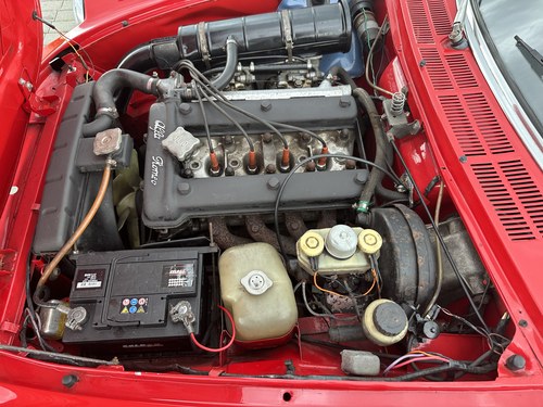 1974 Alfa Romeo Spider (Duetto) - 9
