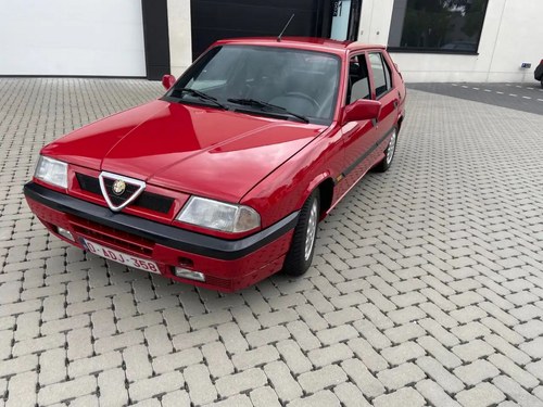 1991 Alfa Romeo 33