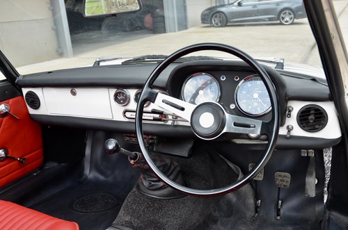 1969 Alfa Romeo Junior Spider - 9