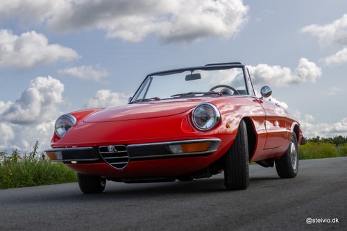 1973 Alfa Romeo Spider Veloce 2000 - LHD and stunning condition SOLD