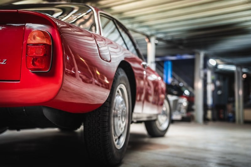 1965 Alfa Romeo 2600 Sprint - 4