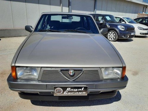 1987 Alfa Romeo 75 - 8