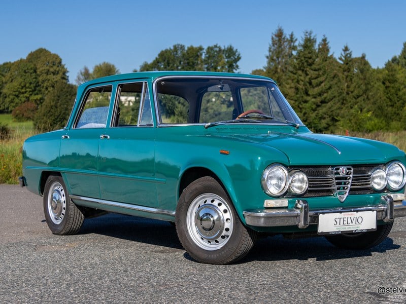 Alfa Romeo Giulia 1300/1600 TI - LHD Pino Verde