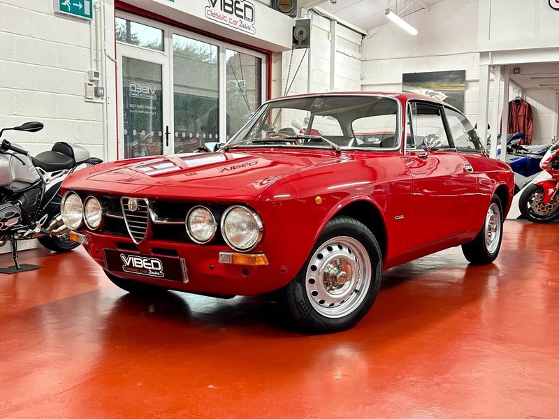 1970 Alfa Romeo 1750 - 4