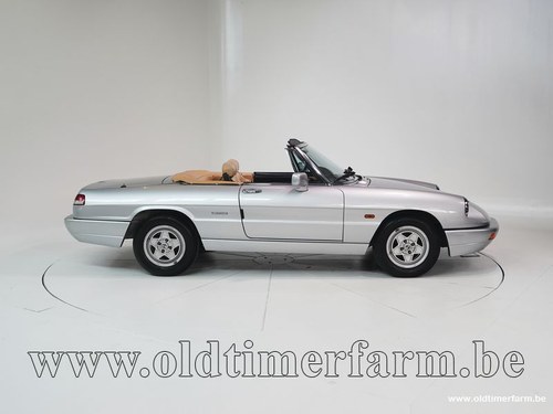 1990 Alfa Romeo Spider (Duetto) - 3