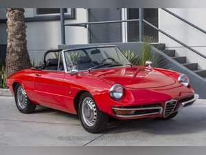 1967 Alfa Romeo Giulia Spider Duetto For Sale (picture 1 of 9)
