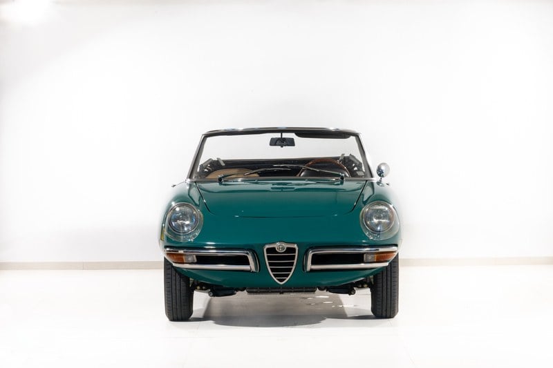 1966 Alfa Romeo Spider (Duetto) - 7