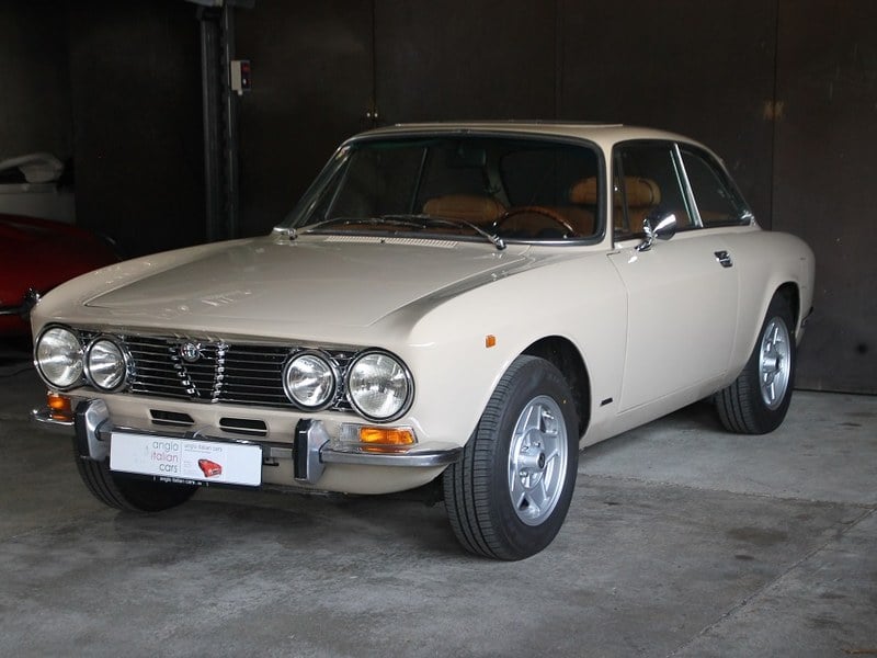 Alfa Romeo GTV Bertone 2000