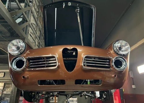 1963 Alfa Romeo 2600 Spider - 9