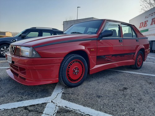 1987 Alfa Romeo 75
