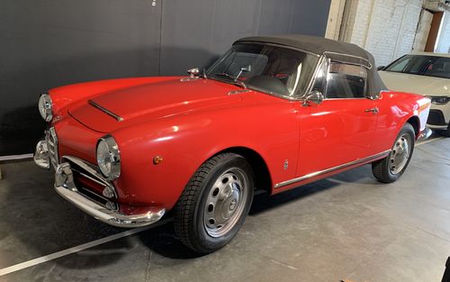 1964 Alfa Romeo Giulia spider VELOCE (picture 1 of 47)