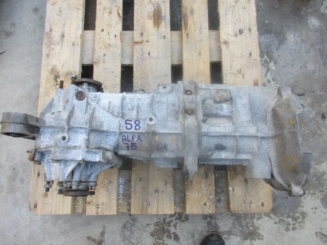 Alfa Romeo 75 - 1 Alfa Romeo 75 - 1