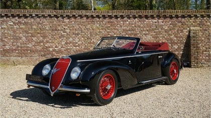Alfa Romeo 6C 2500 Sport Convertible Equipped with an engine