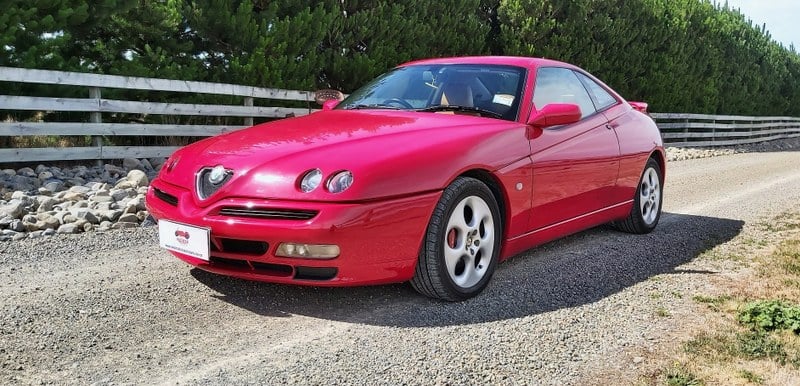 2001 Alfa Romeo GTV