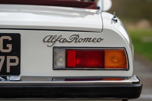 1976 Alfa Romeo Spider (Duetto) - 6