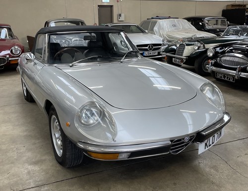 1975 Alfa Romeo 2000 Spider Veloce