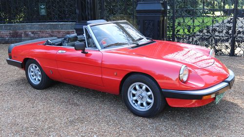Picture of 1986 ALFA ROMEO SPIDER 2.0 *ONLY 37000 MILES* - For Sale