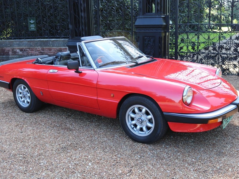 1986 ALFA ROMEO SPIDER 2.0 *ONLY 37000 MILES*