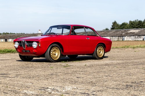 1967 Alfa Romeo Giulia Sprint GT Veloce For Sale