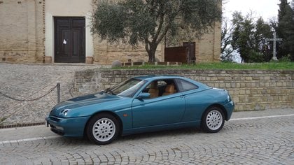 Alfa Romeo GTV l 2000 Turbo V6