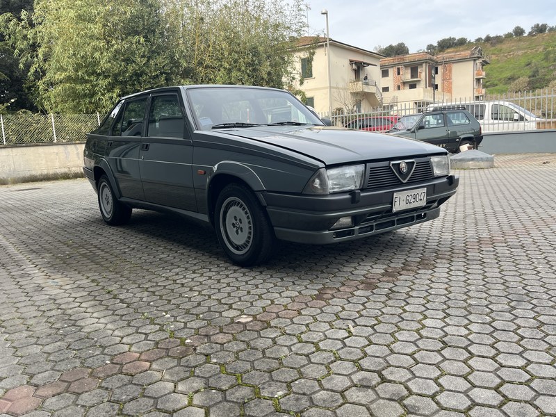 1987 Alfa Romeo 75 - 4