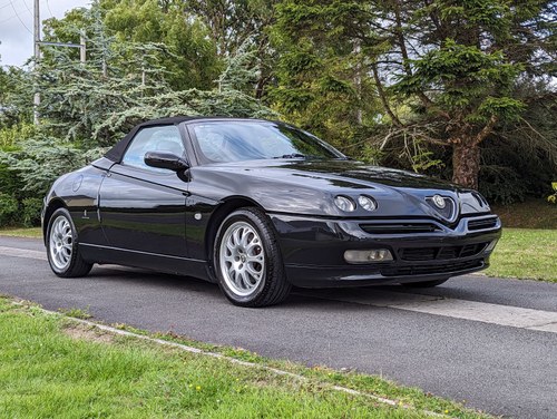 2001 Alfa Romeo GTV - 2