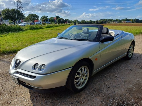 1999 Alfa Romeo Spider 2.0 16 valve twin spark.