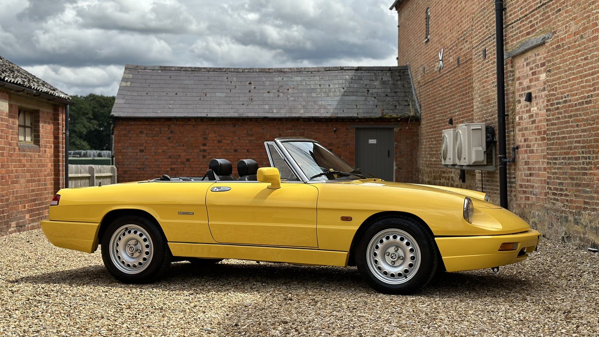 1991 Alfa Romeo Spider Yellow Manual 5 Speed Right Hand Drive In 1991-alfa-romeo-spider-yellow-manual-5-speed-right-hand-drive-in