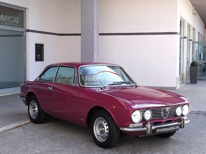 1972 Alfa Romeo GTV 2000 - 2 1972 Alfa Romeo GTV 2000 - 2
